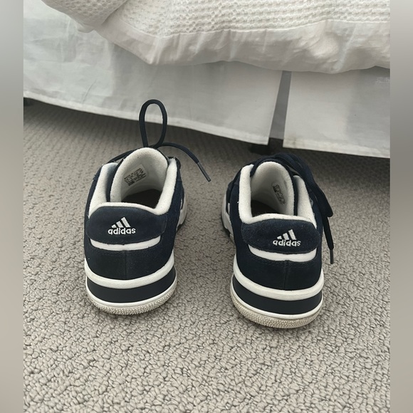 Adidas sneakers - Picture 2 of 9